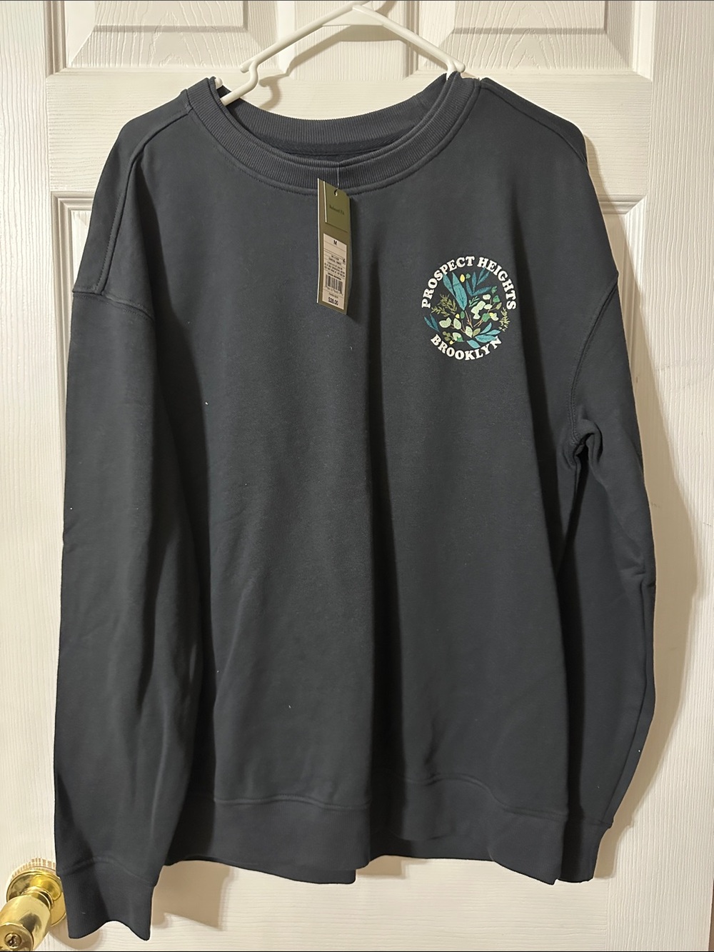 Goodfellow & Co Dark Gray Crewneck Sweatshirt with Botanical Chest Logo